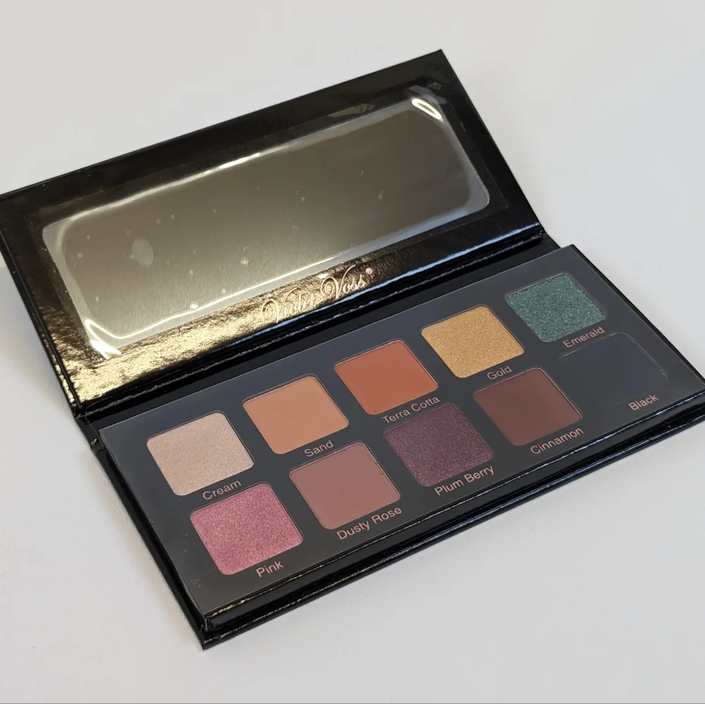 Violet Voss Pro Series Eyeshadow Palette - Essentials